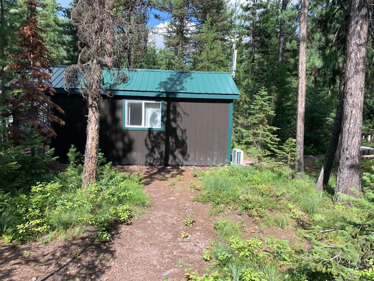 Glacier Haven Inn Pinnacle Exterior photo