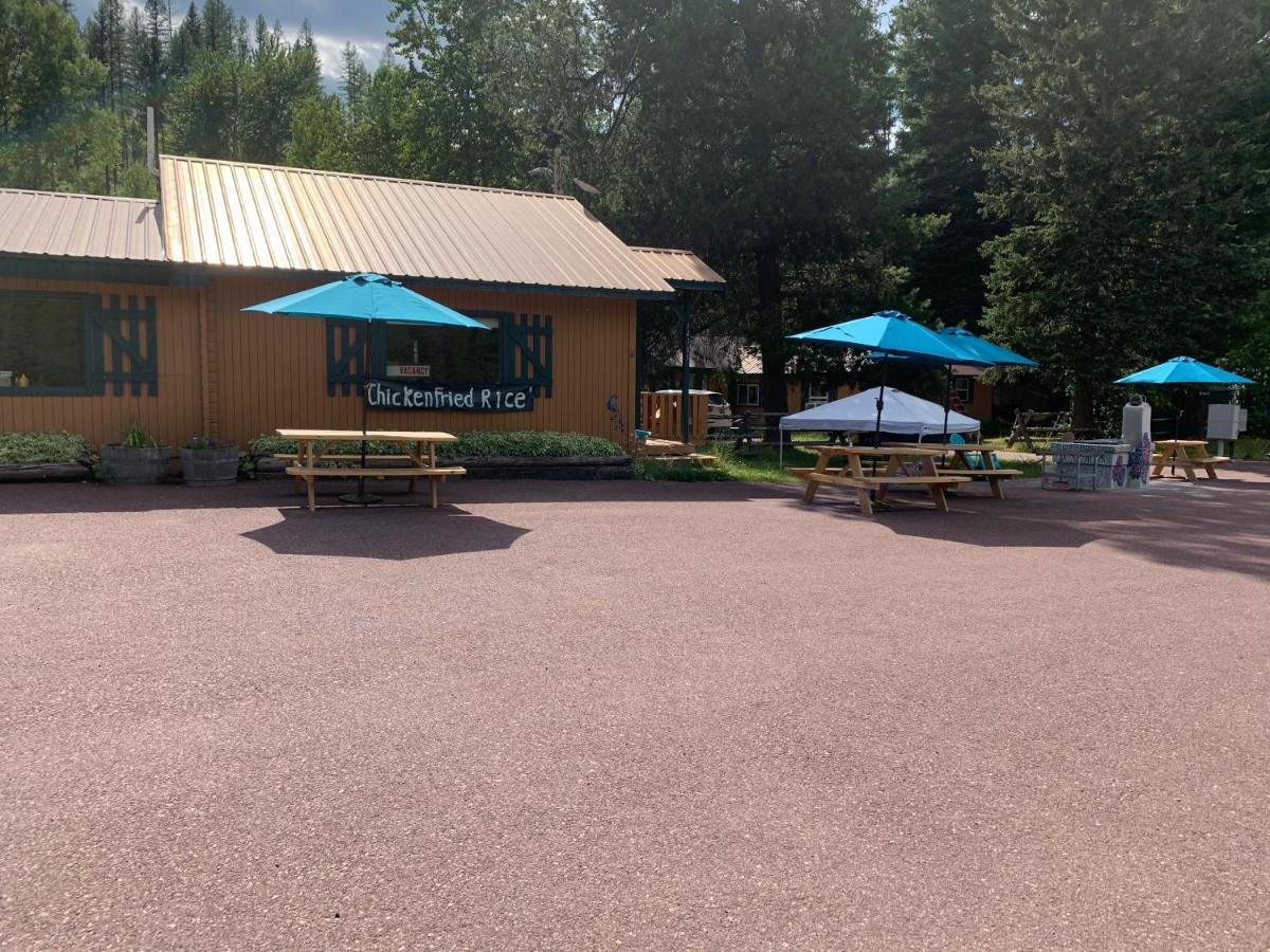 Glacier Haven Inn Pinnacle Exterior photo